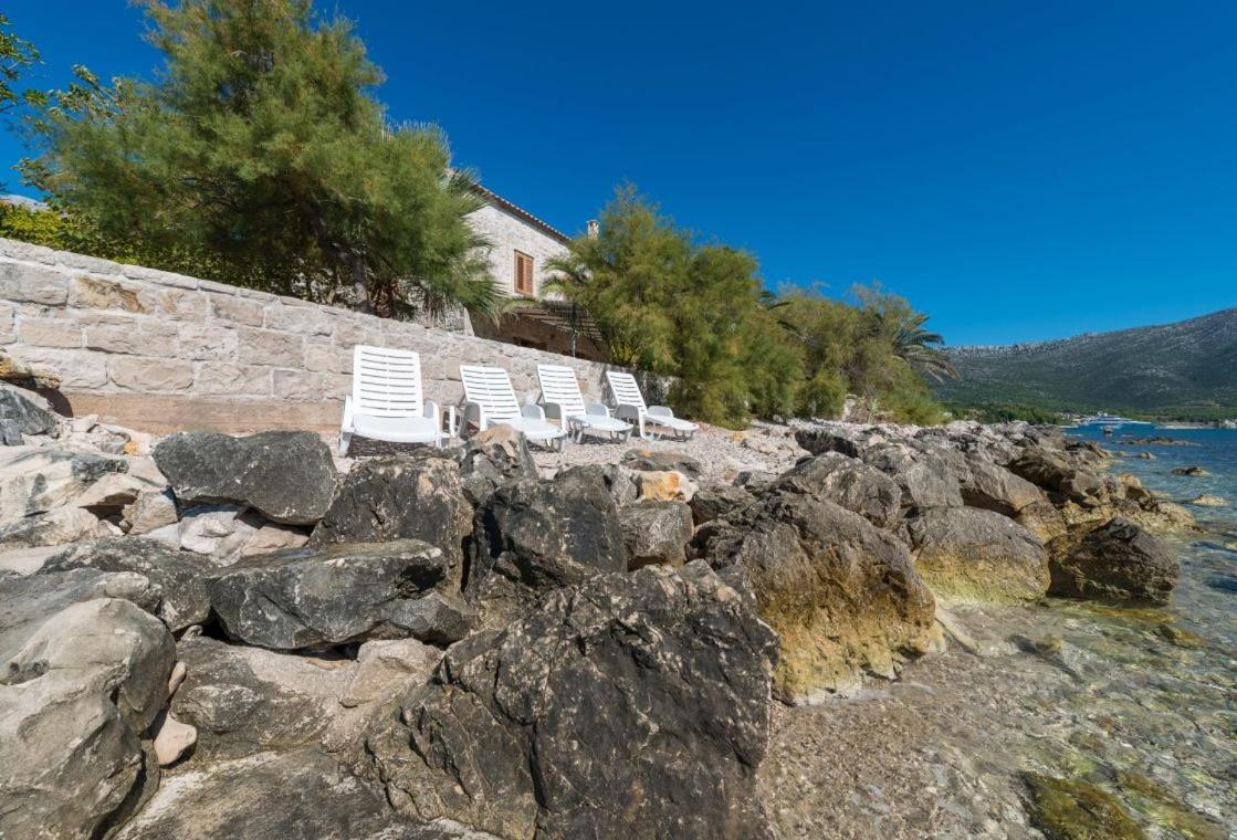 Luxury Beachfront Villa Mare With Private Pool At The Beach Orebic - Peljesac Exterior foto